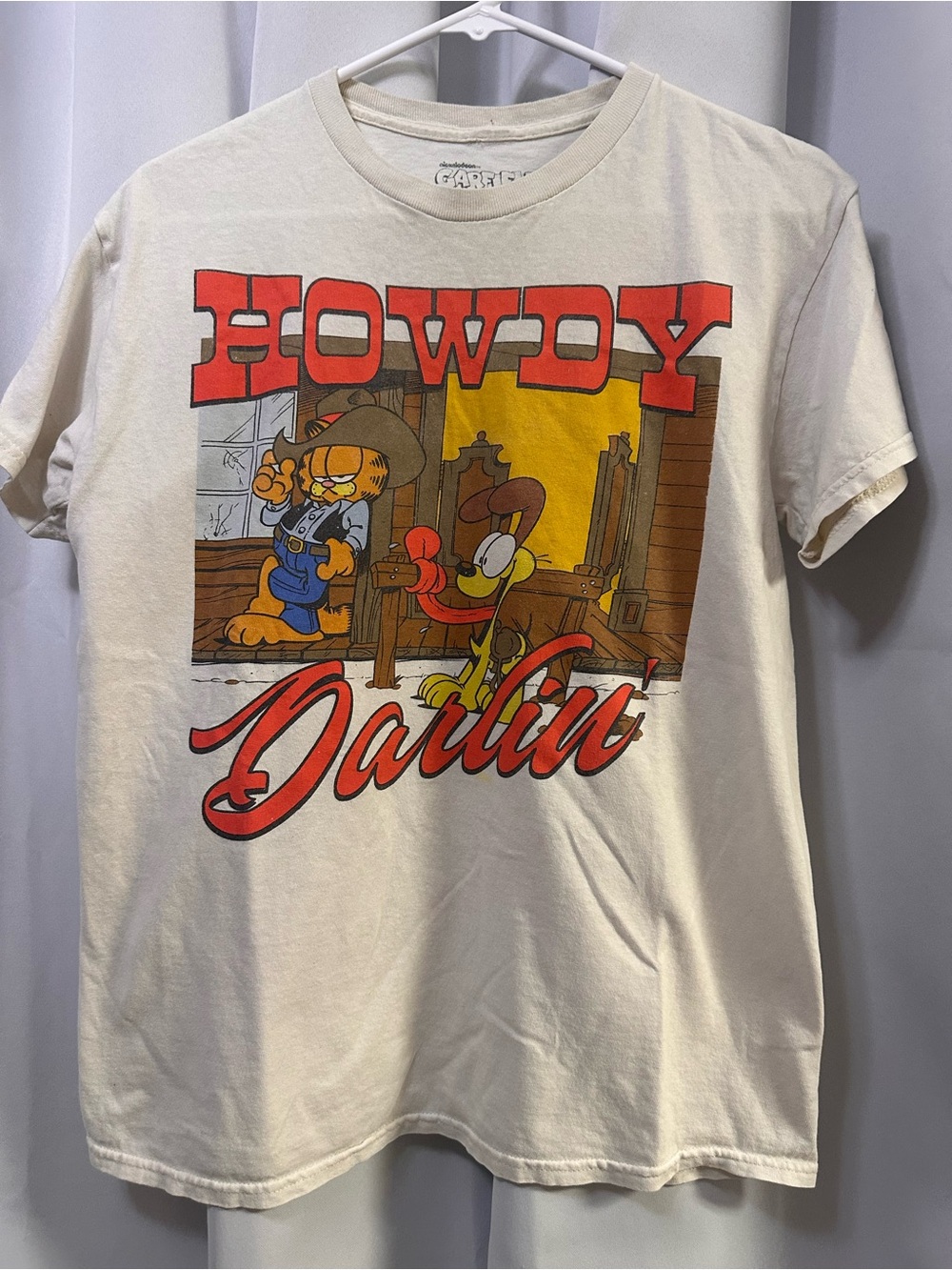 Cream 'Howdy Darlin'' Garfield Print Art Poster